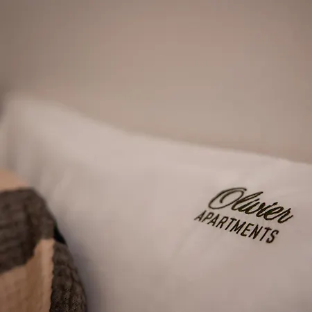 The Traditional Arts Memoir - Balcony At Downtown, 4th-floor No Lift Apartman *