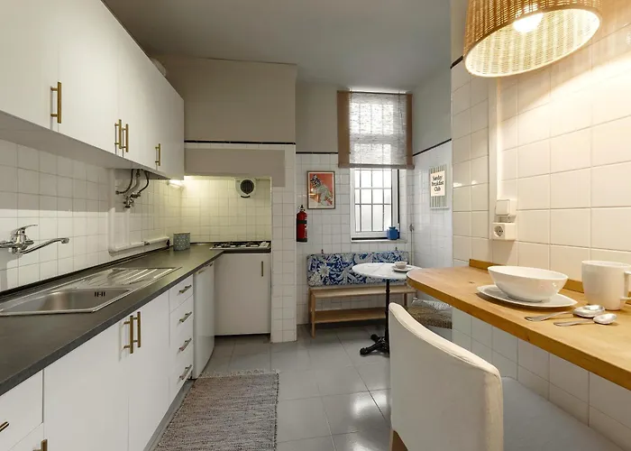 شقة The Traditional Arts Memoir - Balcony At Downtown, 4th-floor No Lift Lisboa